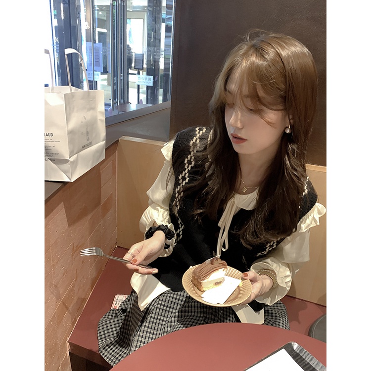 Áo len nữ cộc tay cổ tròn thời trang Hàn | BigBuy360 - bigbuy360.vn