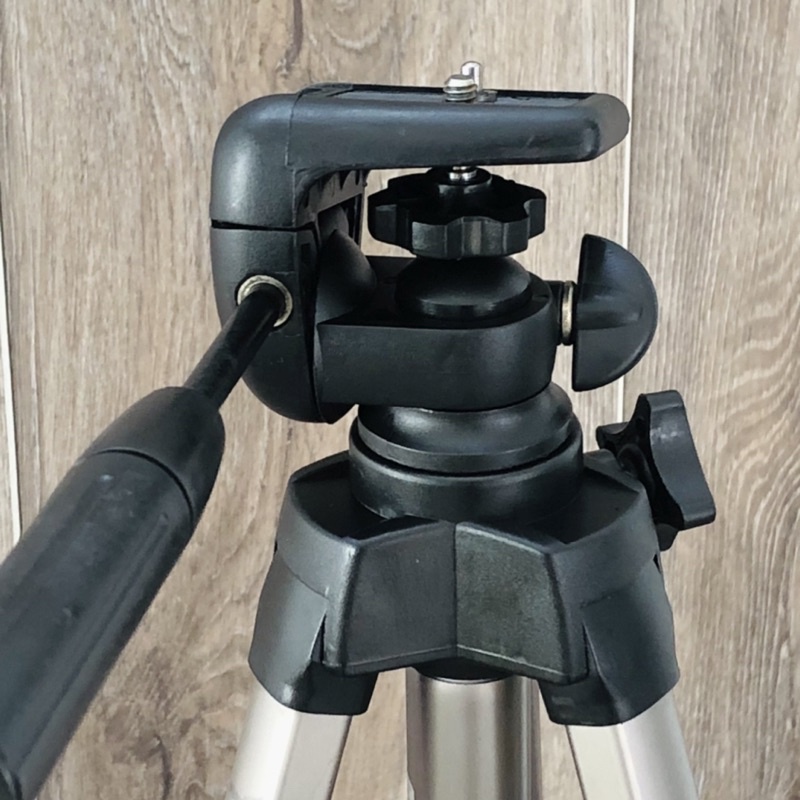 Chân máy tripod nội địa nhật