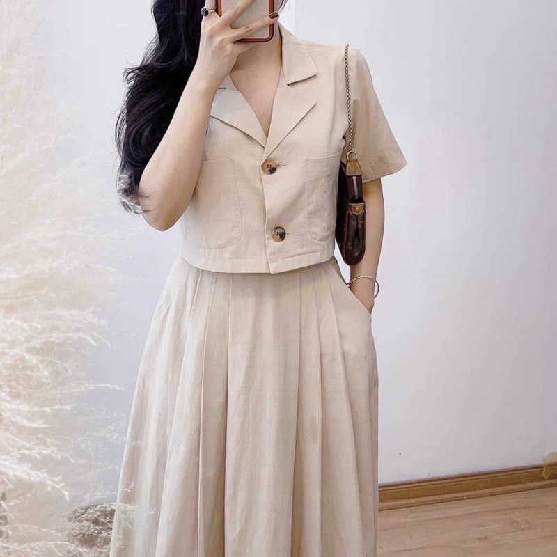 ⚡️BÁN SỈ⚡️Set áo cổ vest dáng lửng phối chân váy | BigBuy360 - bigbuy360.vn