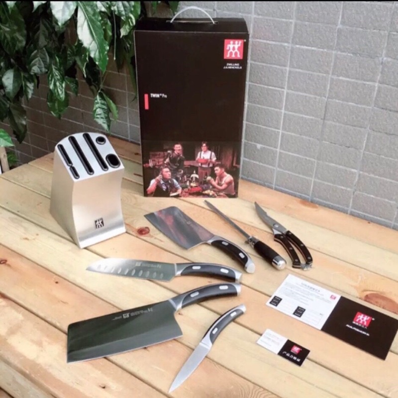 Bộ dao Global, Bộ dao Đức zwilling, gồm 7 món đầy đủ các kích thước, rất tiện lợi, dễ sử dụng