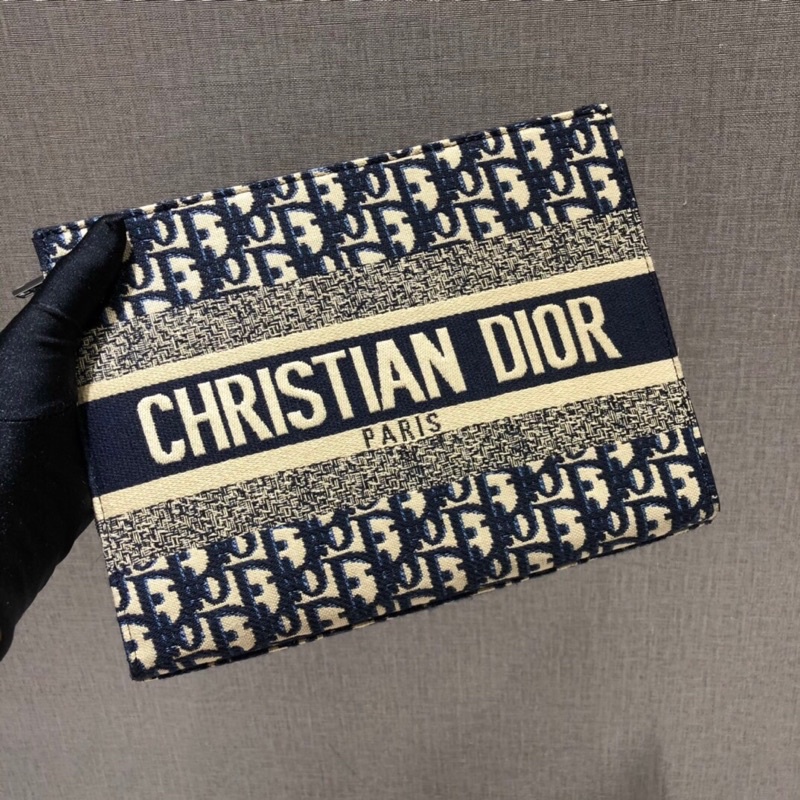 ví tab đứng nam ba chiều vải nylon có thêu hoạ tiết logo chữ dior CD