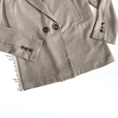 Áo khoác blazer nữ chất liệu linen bố dáng suông mát mẻ thanh lịch | BigBuy360 - bigbuy360.vn