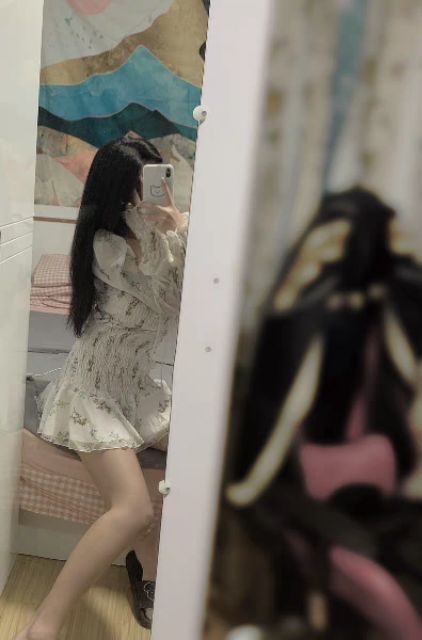 Đầm nhúng body hoạ tiết hoa nhí