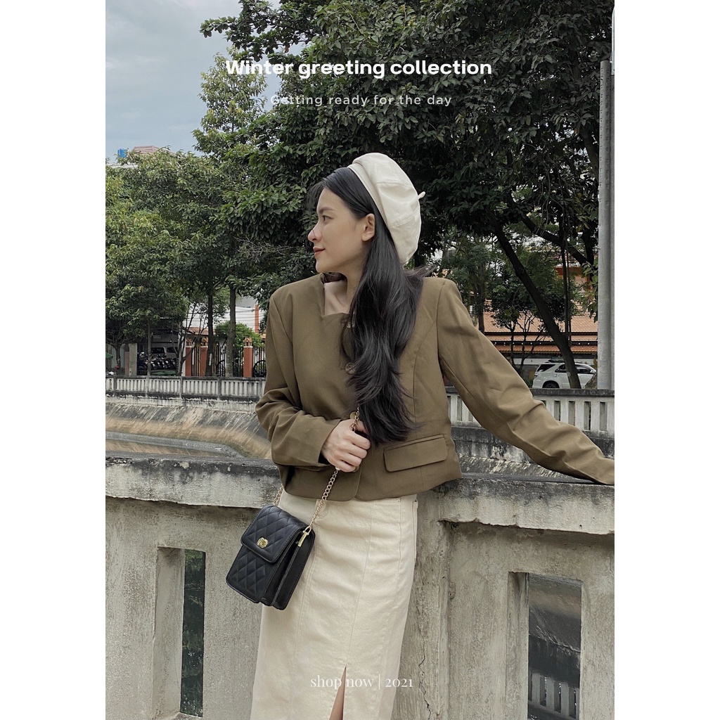 BLAZER CỔ VUÔNG TÚI NẮP_AK194