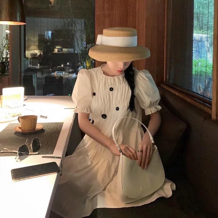Đầm trắng cổ tròn đính hoa nhí siêu xinh Váy suông babydoll nhún ngực