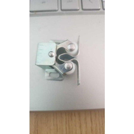 Cục hít tủ mạ Crome