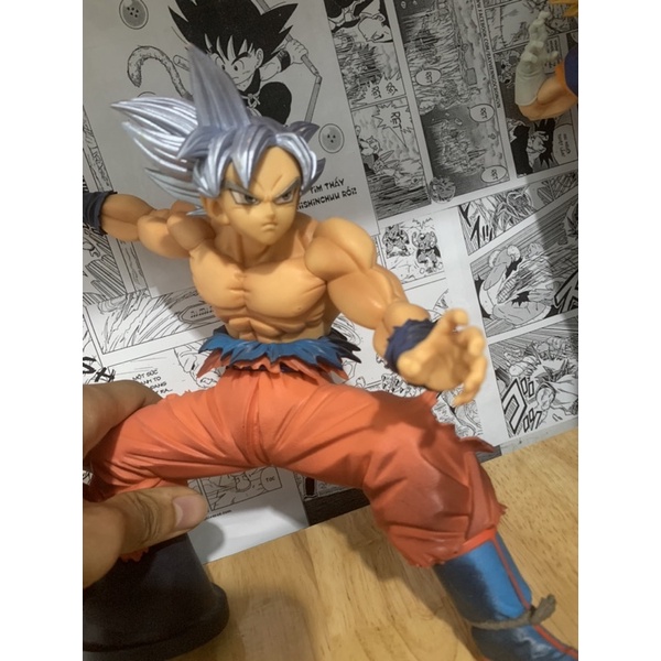 Mô hình goku Ultra maximatic thủ thế