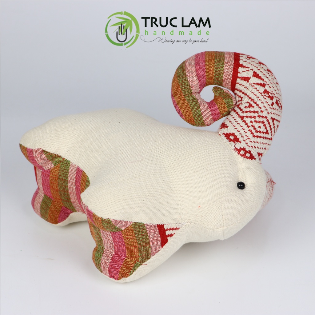 Đồ Chơi Cho Bé Thú Nhồi Bông Hình Dê Vải Thổ Cẩm Dệt Tay Bông Gòn Cao Cấp – Trúc Lâm Handmade