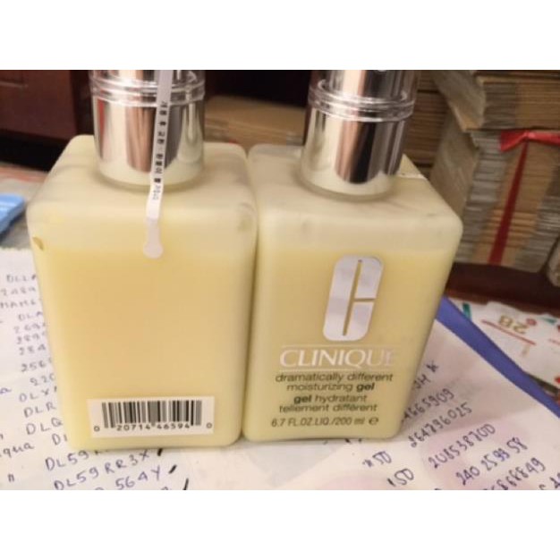 Gel dưỡng ẩm Clinique Dramatically Different Moisturizing Gel 200ml -Opachip