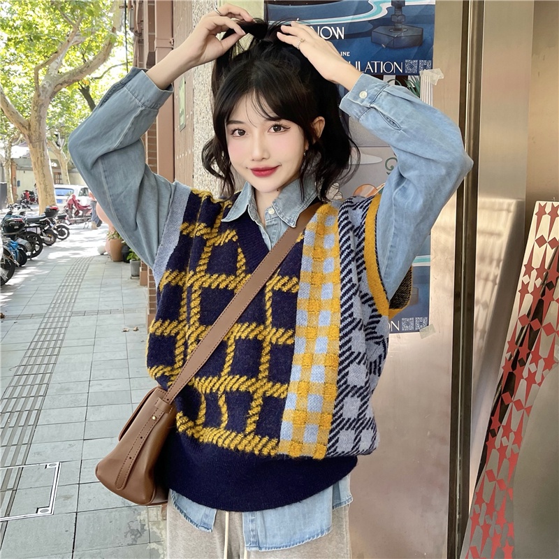 MỚI Áo len không tay cổ chữ V họa tiết caro cổ điển