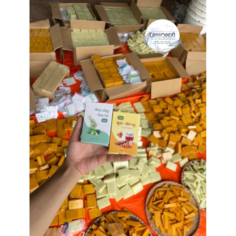 Xà bông handmade: nghệ mật ong, mướp đắng tràm trà, hoa hồng và bạc hà trầu không | BigBuy360 - bigbuy360.vn