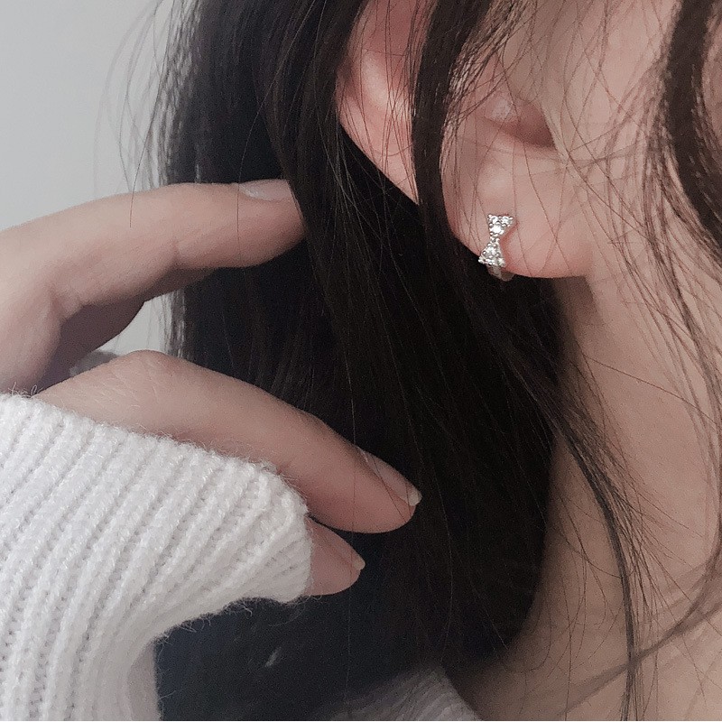 (Ảnh & video thật) Bông tai nữ bạc 925 mini đính đá hình nơ cực xinh nữ tính - K49 (Bán theo đôi)