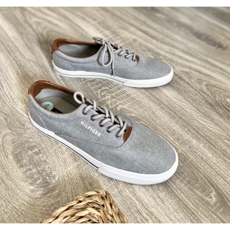 Giày nam TOMMY HILFIGER size fit chân 40.5/41 /41.5/42- Hàng pick store Mỹ, kèm hộp trắng