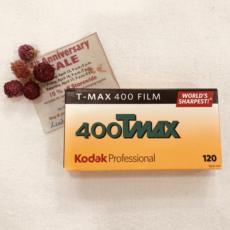 Kodak T-Max 400 - Film 120 giá rẻ, hàng US, date 2018 thumbnail