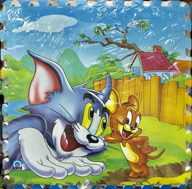 Bộ 4 tấm Thảm xốp lót sàn cho bé hình công chúa Disney gấu Pool Mèo Tom 60 x 60cm