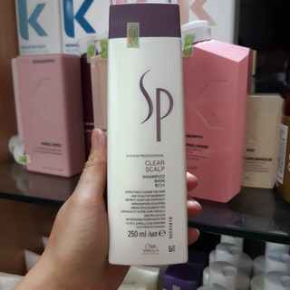 DẦU GỘI LÀM SẠCH DA ĐẦU VÀ TRỊ GÀU SP CLEAR SCALP 250ML