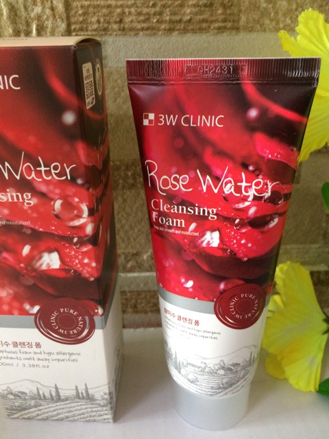 (Chính hãng) Sữa rửa mặt hoa hồng 3W Clinic Rose Water Foam Cleansing