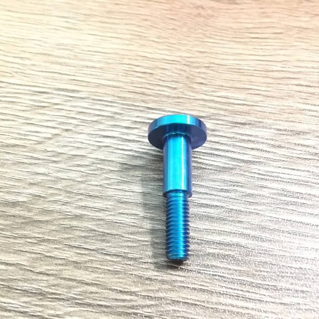 Ốc tay thắng GR5 TITAN dành cho xe số