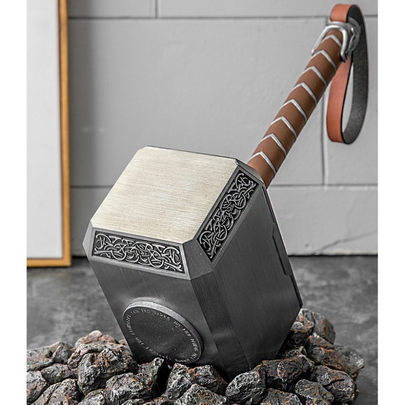 Mô hình Búa Thor Mjolnir Marvel kim loại kích cỡ 1:1