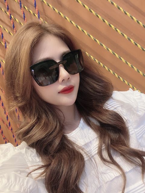 Kính Sheinhàng chuẩn auth, có mail mua hàng chính hãng | BigBuy360 - bigbuy360.vn