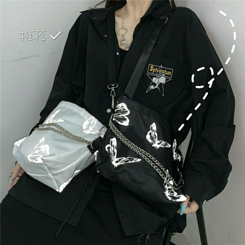 Túi đeo chéo, túi xách tay dây xích, dây rút, vải canvas - BƯỚM XÍCH