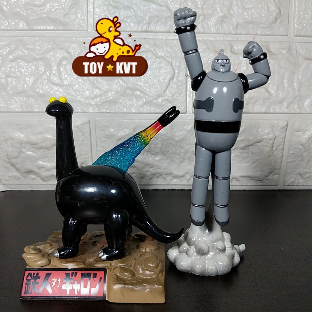 Mô Hình Gigantor Tetsujin 28-Go vs Gallon Dragon