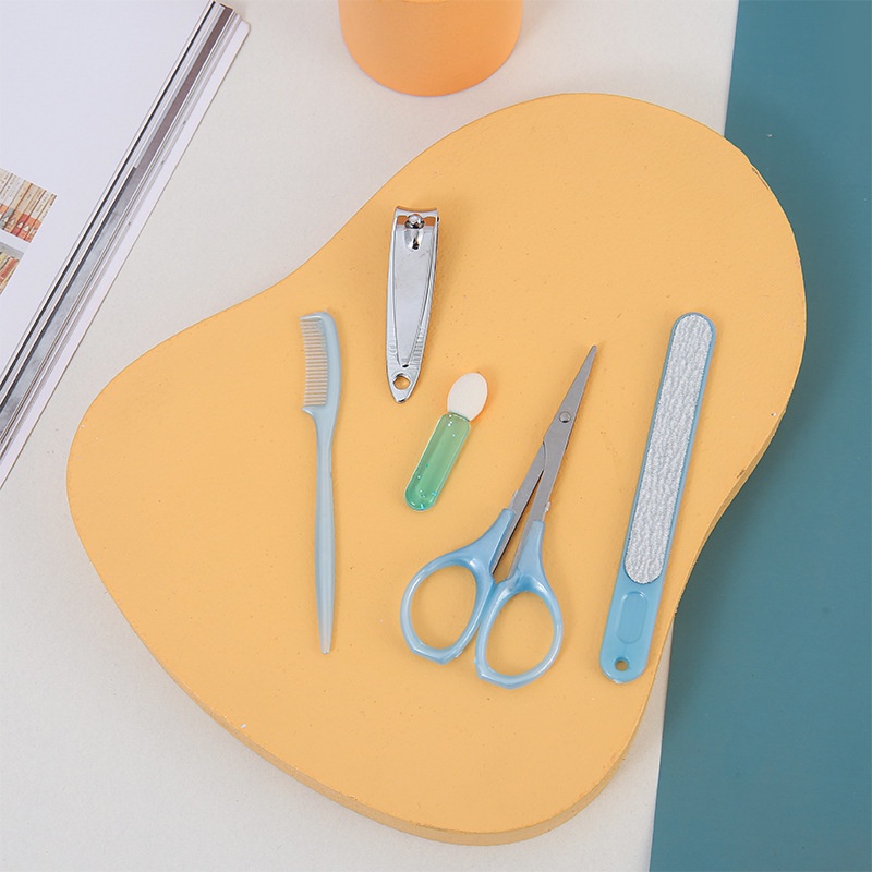 Bộ cắt móng tay 5 chi tiết tiện lợi, nhỏ gọn cho bé (vỉ)