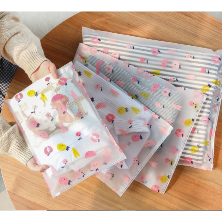 TÚI ZIP LỤA HÌNH HOA MỜ KHOÁ KÉO ĐỰNG ĐỒ LOẠI