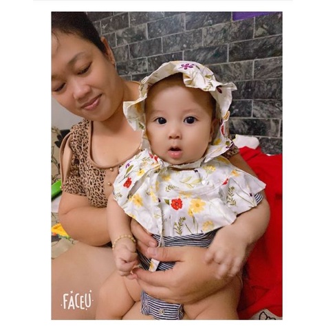Set yếm cổ kèm nón cô gái hà lan cho bé