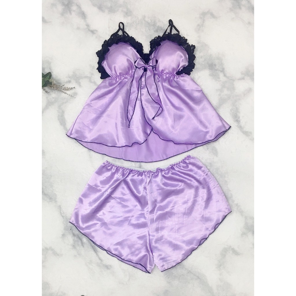 Đồ ngủ quyến rũ phi lụa xẻ tà viền ren gợi cảm, Đồ mặc nhà mát lạnh không nhăn phù hợp cho các bạn nữ dưới 60 ký gợi cảm | BigBuy360 - bigbuy360.vn