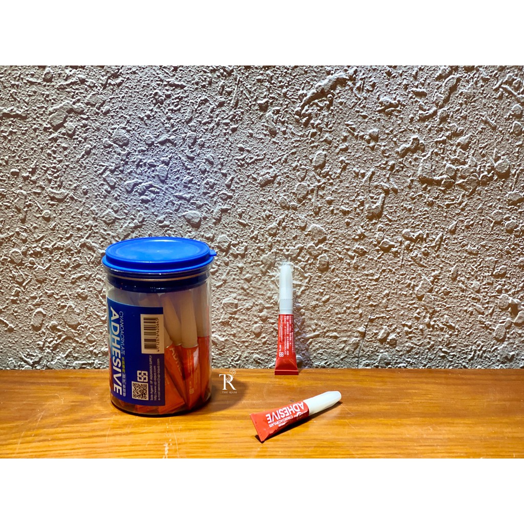 Tuýp keo dán thuỷ sinh ADHESIVE