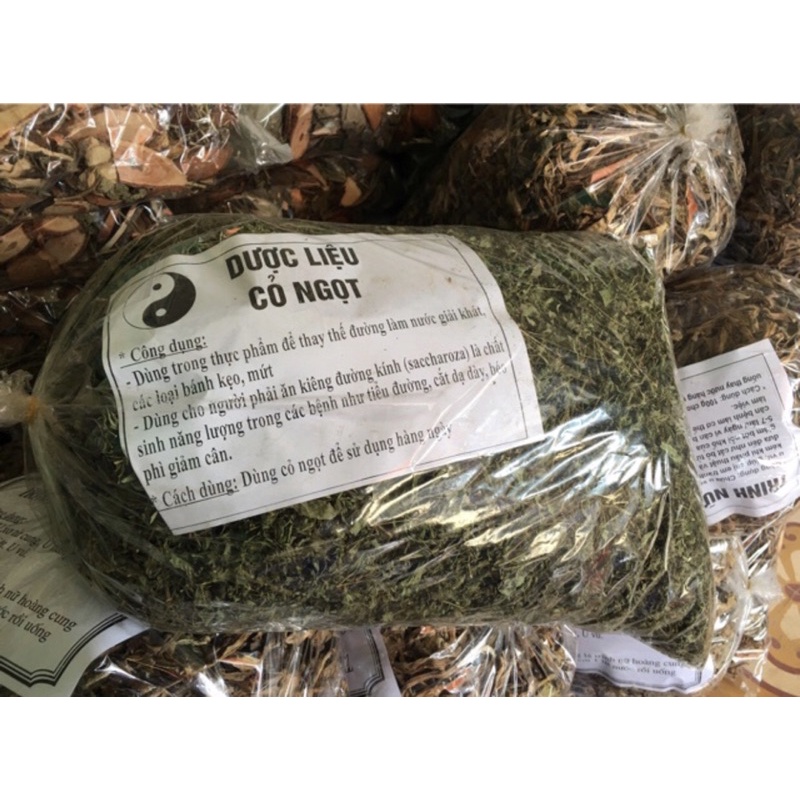 500g Cỏ ngọt xanh,thơm, ngon,mới