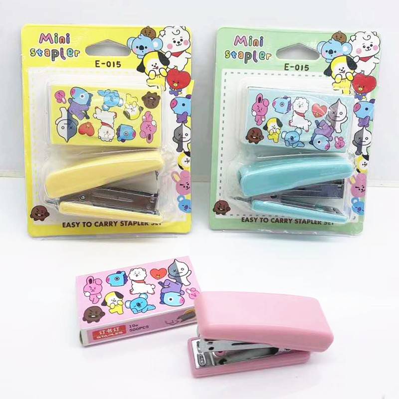 Dập ghim mini tiện dụng KPOP BTS BT21 Cute Mini Cartoon Stapler Office School Student Stationery Metal Plastic Manual Paper Stapler Use Staples Supplies kids student Gift