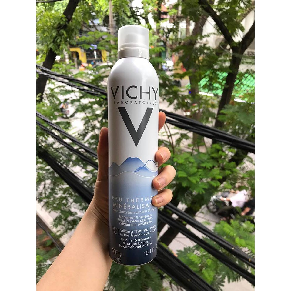 Xịt khoáng cấp ẩm bảo vệ da Vichy Mineralizing Thermal Water