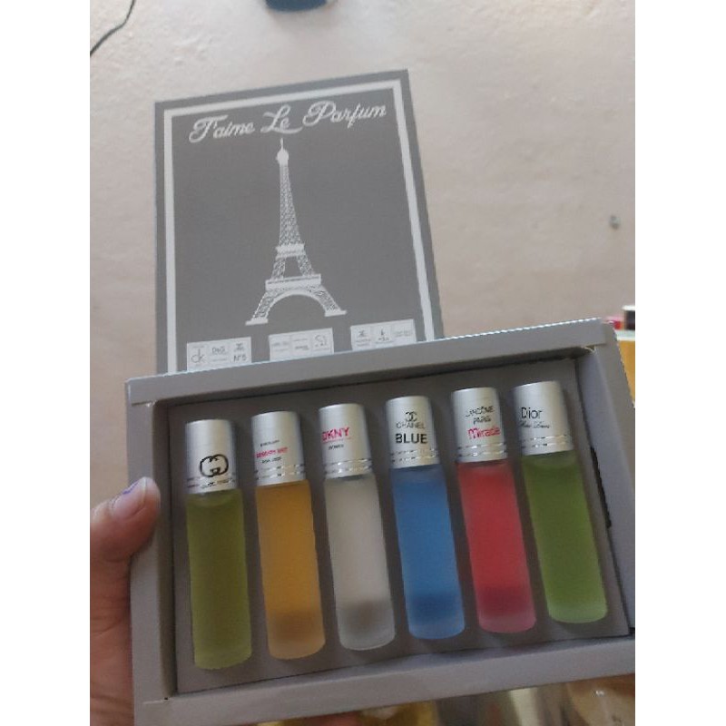Nước hoa Tháp 6 Chai