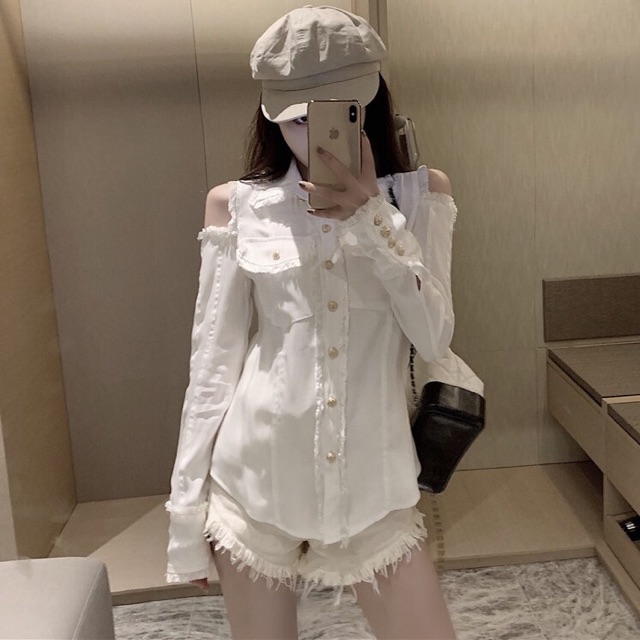 Áo sơ mi trắng lụa tua rua dài tay hở vai cách điệu Ulzzang sang chảnh siêu xinh ❤️