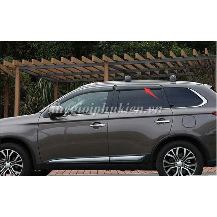Vè mưa chỉ mạ Outlander 2018 - 2021 chỉ mạ inox cao cấp  ( chỉ viền inox )