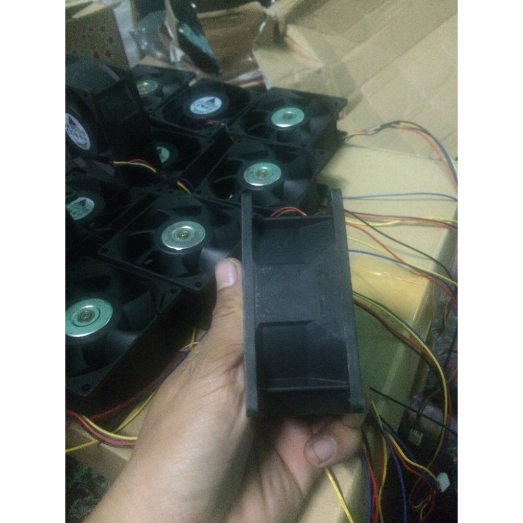 Quạt bi tháo máy server 8cm 1.35A