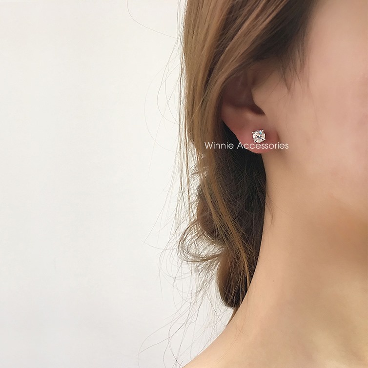 Hoa tai nữ titan Diamond VG