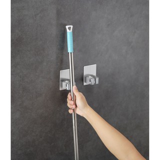 Móc dán treo cán chổi