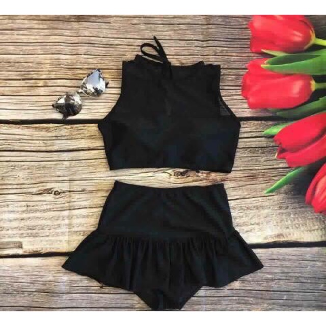 Bikini áo ba lỗ+ váy đuôi cá