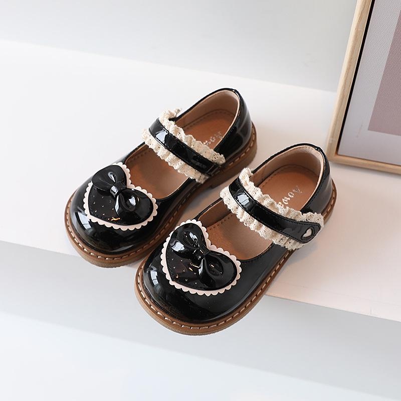 Giày búp bê trái tim cho bé gái 1 2 3 tuổi MINTSCLOSET Mint's Closet - GD8124