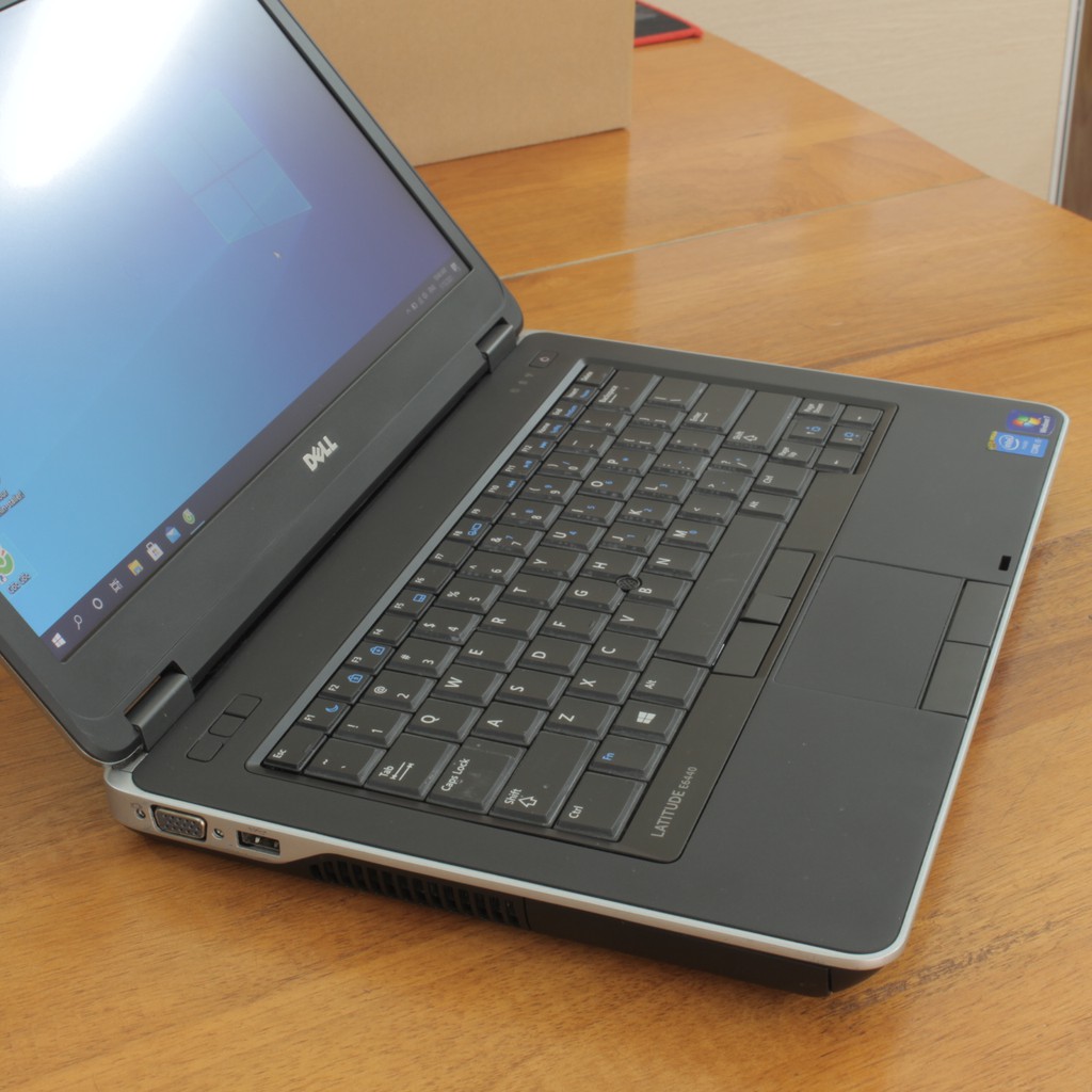 Laptop DELL Latitude E6440 14.1'' Core I5 3.30GHz 4G 120G SSD [màu bạc]