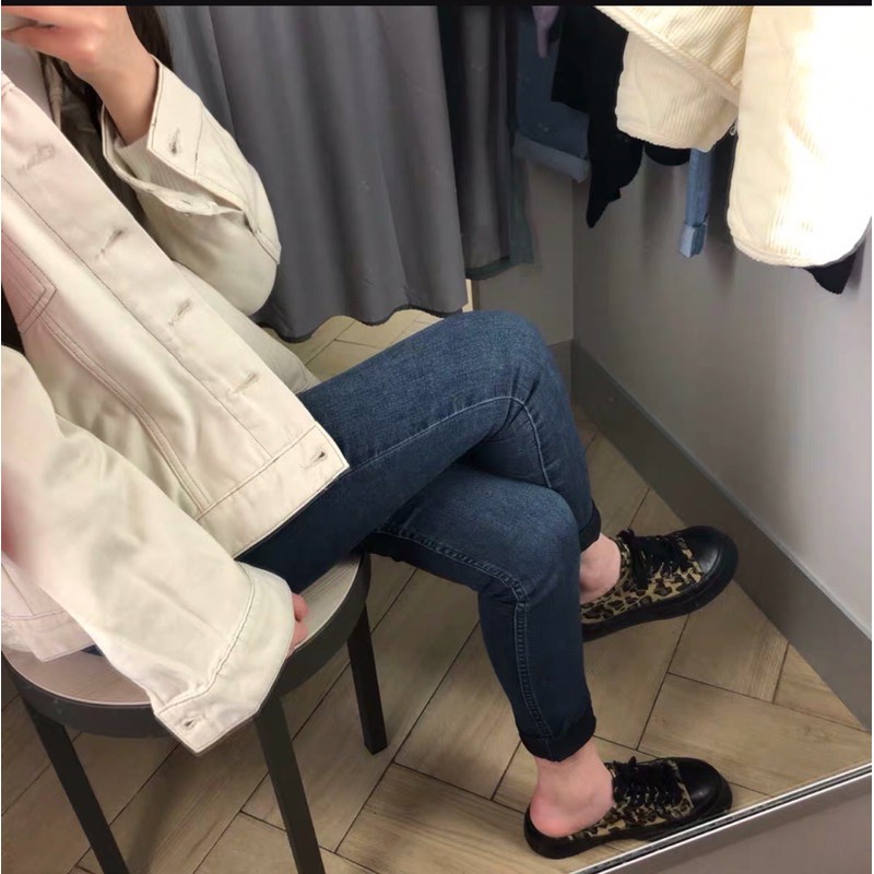 Giày thể thao độn đế da báo đế đen