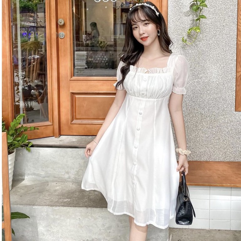 Váy voan trắng mới về cổ vuông bèo siêu đẹp - shop Quynhkool