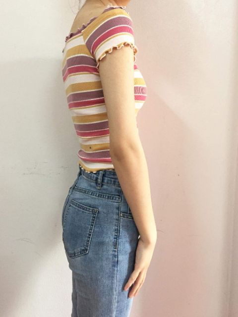 Croptop trễ vai hàng dư xịn