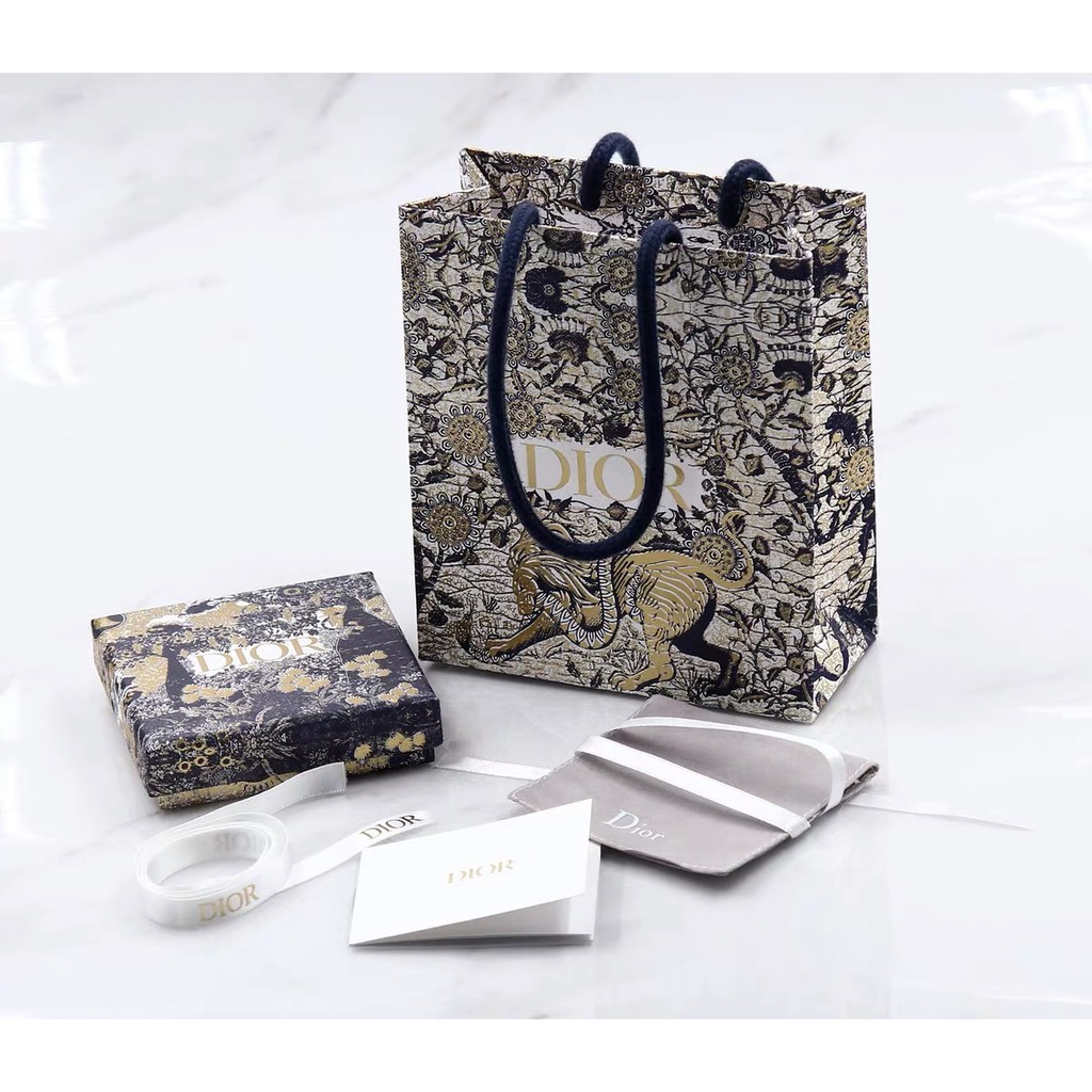 Bông Tai Mạ Vàng Hình Ngôi Sao Và Chữ Cd Chất Lượng Cao 𝑫ìor