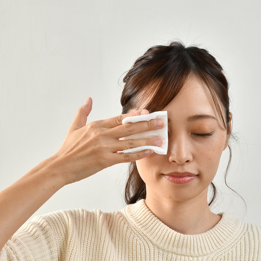 Unlabel Moist Botanical Micellar Cleansing - Nước tẩy trang Micellar nắp nhấn 85% thiên nhiên chính hãng Nhật Bản | BigBuy360 - bigbuy360.vn