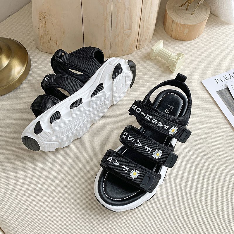 SANDAL NỮ HOA CÚC HOT TREND CAO 4CM 3 QUAI ĐẾ NHẸ