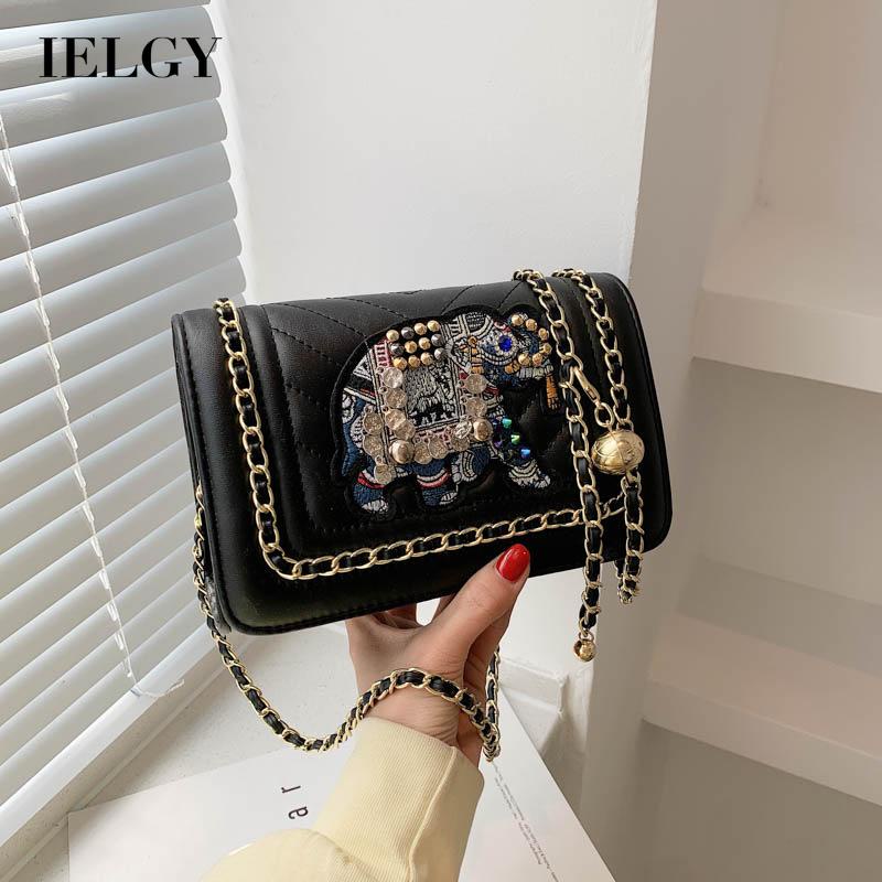 Túi đeo chéo dây xích dễ phối đồ thời trang cho nữ